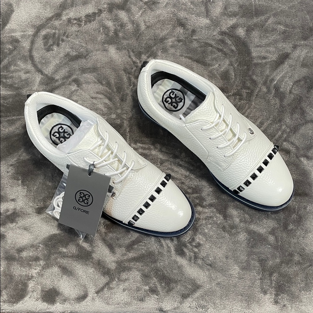 G/FORE White Women’s Athletic Golf Shoes with Black Studs